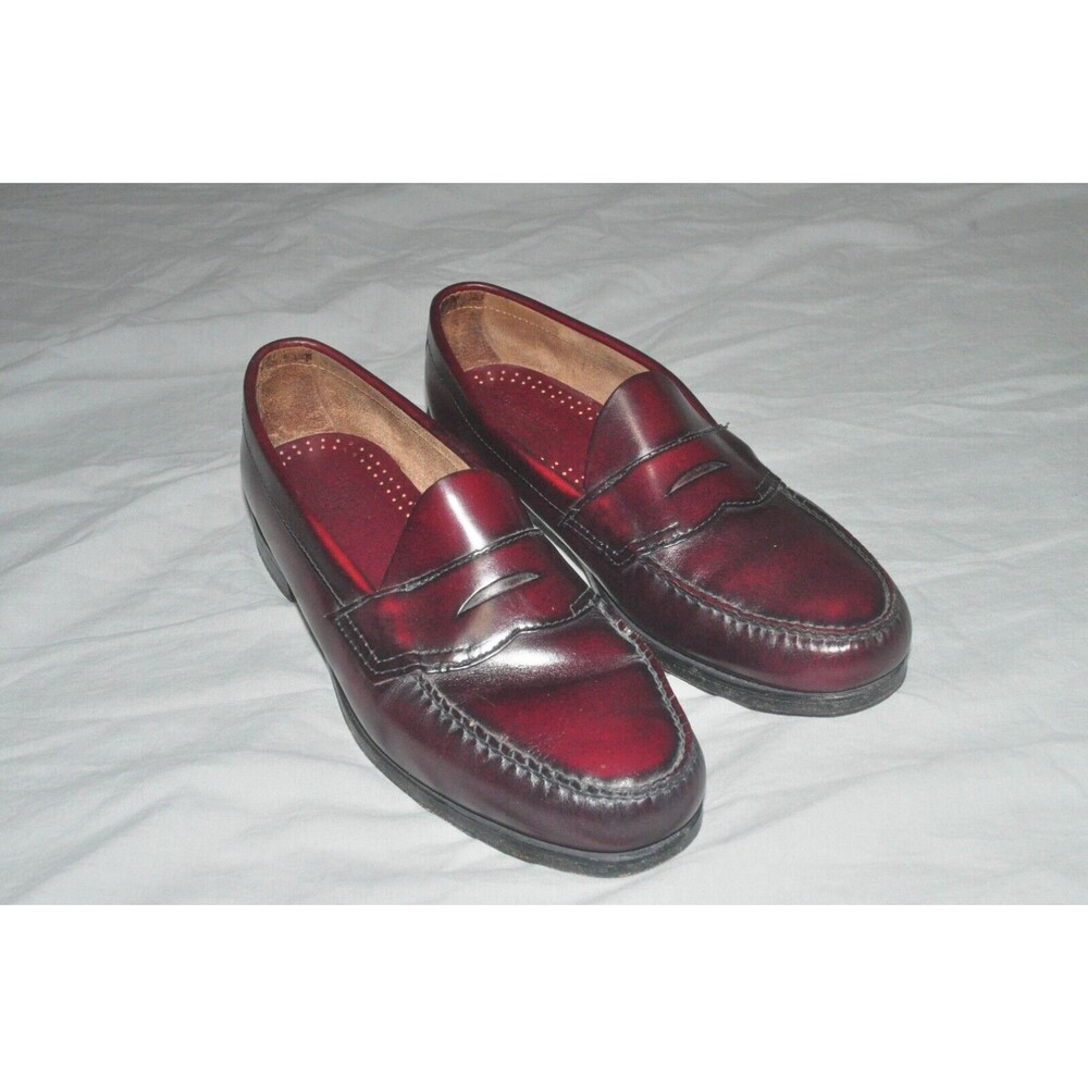 Bass Weejuns Mens 11 D Burgundy Wine Penny Loafers Classic Flat Strap CLEAN EUC